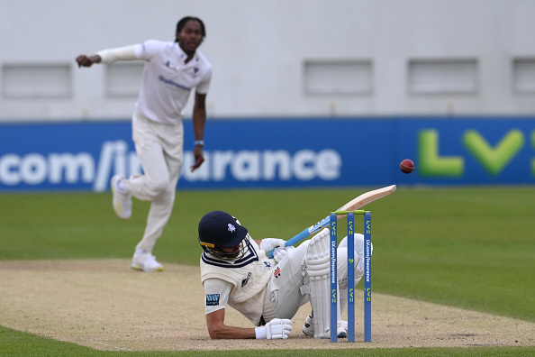 Jofra has Leaning on the deck