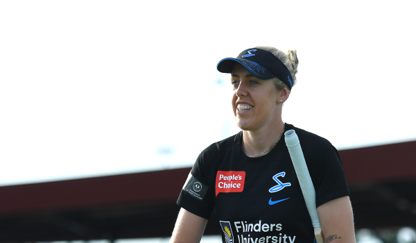 Georgia Adams training with Adelaide Strikers